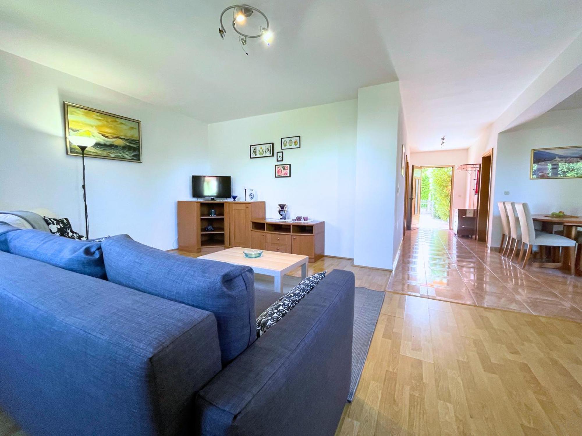 Apartman Irini *